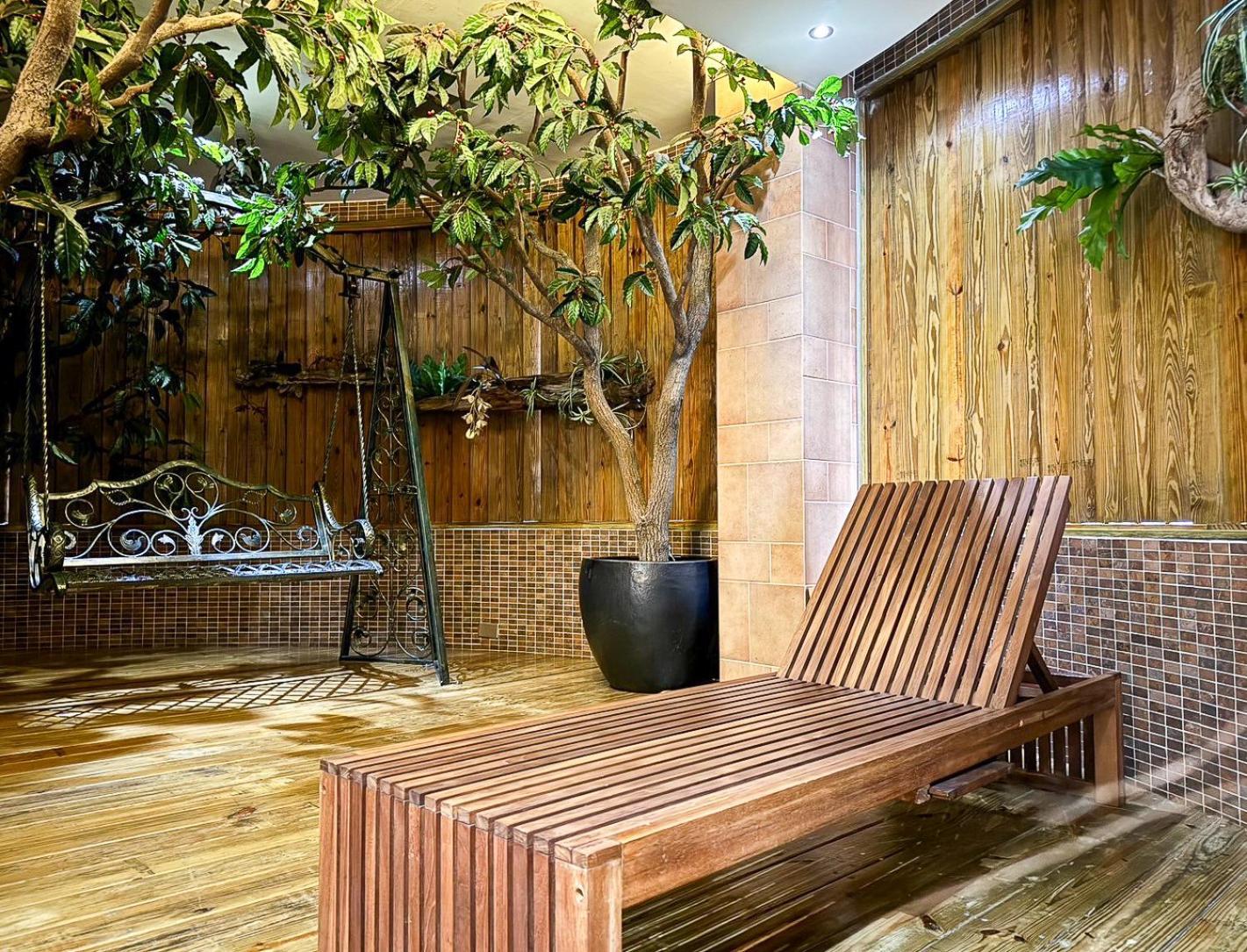 All-Ur Boutique Motel -Chia Yi Branch Chiayi City Exterior photo